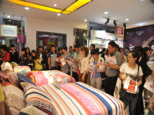 藍絲羽2012秋冬新品訂貨會圓滿落幕，家紡市場迎來新活力